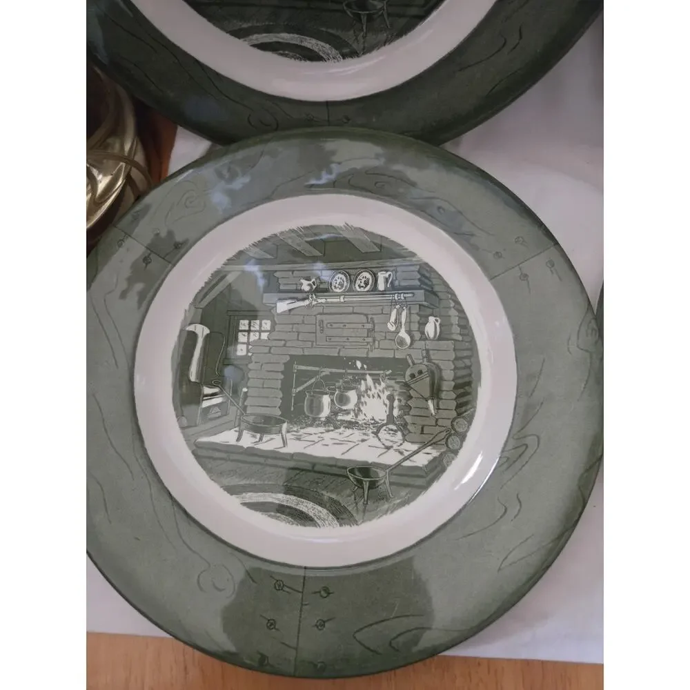 4 Colonial Homestead Royal Green Home Scene Dinner Plates Set Vintage 9 7/8
